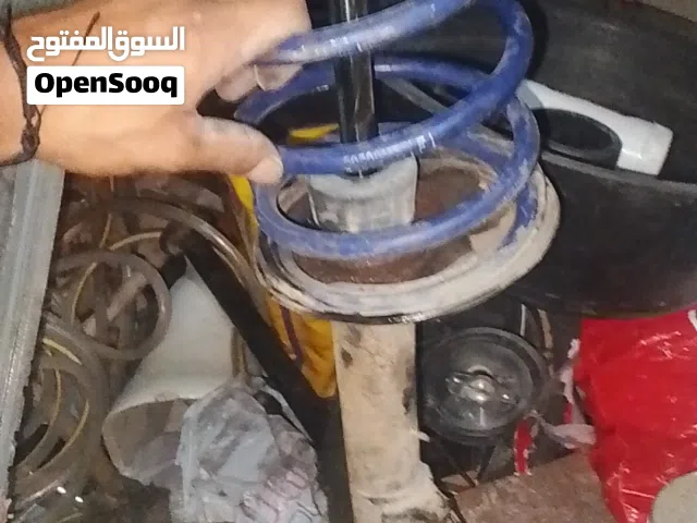 صنوبراص وطواط وكاله مع كعكات زرق