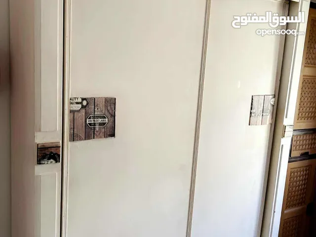 السلام عليكم اقرأ الوصف ......