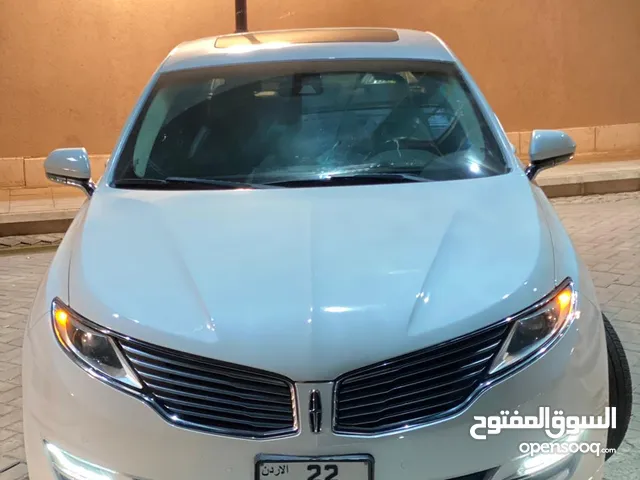 لينكولن MkZ 2014 فل كامل مع فتحه لون لؤلؤي مميز جداً جنط البلاك ليبل 19 اصلي اصطفاف ذاتي نظام بار
