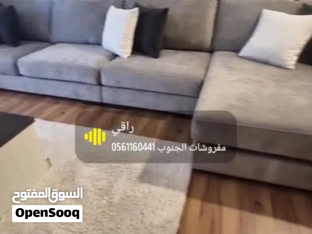 كنب الهبه تفصيل وجاهز يوجد تنجيد لجميع انواع الكنب يوجد تقسيط تابي وتمارا مدفوع ميس باي