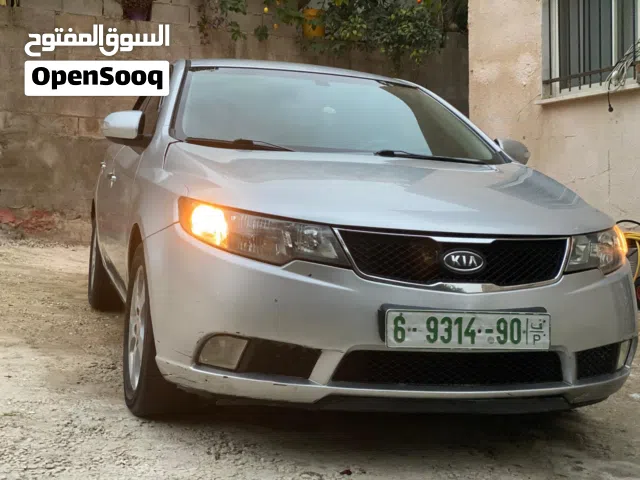 كيا فورتي فل بدون فتحة