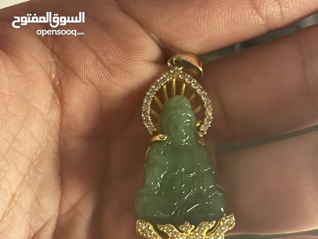 حجر زمرد الاخضر