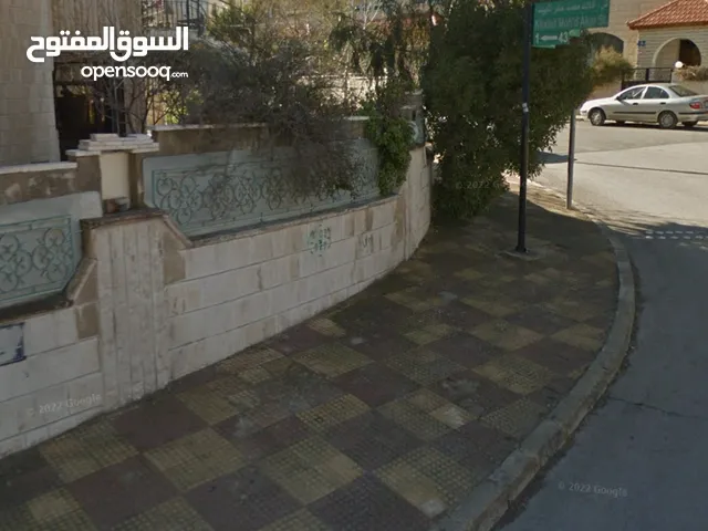 750m2 More than 6 bedrooms Villa for Sale in Amman Tabarboor