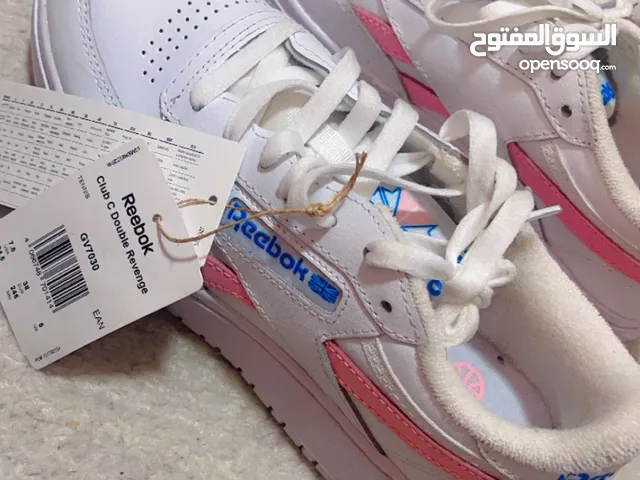 شوز رياضي رييوك