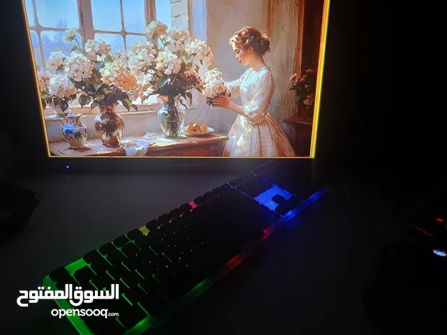 كيبورد واير اخو الجديد مامستعمل بس بالتجربة اقسم بالله