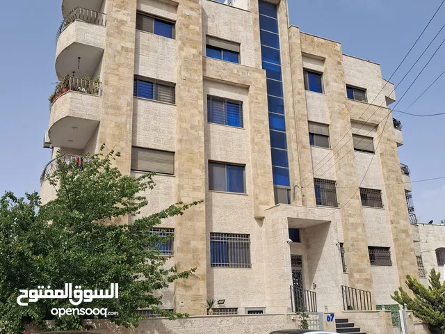 133 m2 3 Bedrooms Apartments for Sale in Amman Jabal Al Zohor