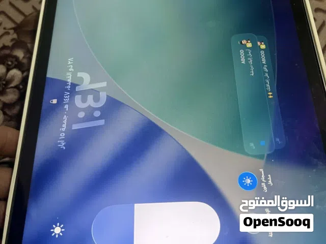 Apple iPad 128 GB in Amman