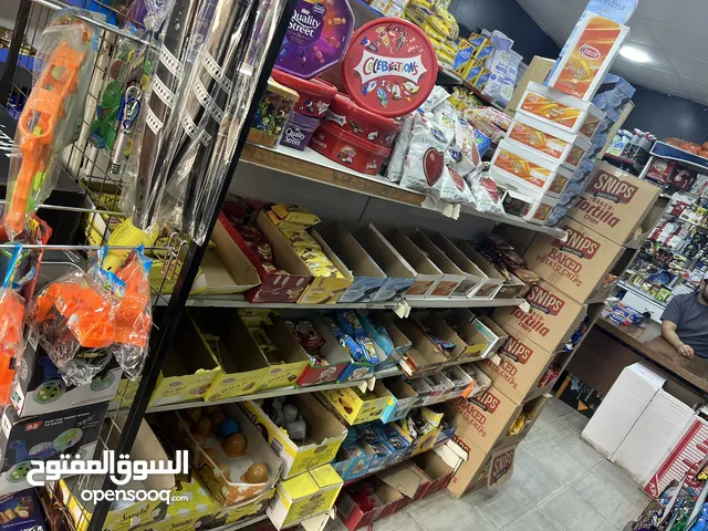 رفوف للبيع مستعمل
