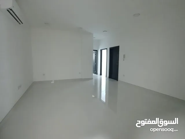 271m2 5 Bedrooms Apartments for Sale in Muharraq Hidd