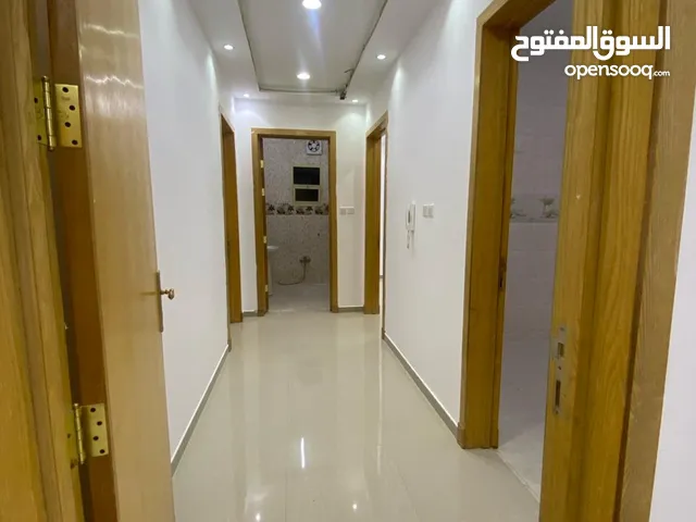 190 m2 3 Bedrooms Apartments for Rent in Al Riyadh Dhahrat Laban