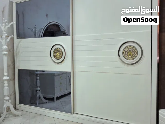 غرفة نوم دمياطي استعمال عروسه خشب زان عموله حاجه تقيله مستورده ونضيفه الله يبارك لصاحب النصيب لقطه