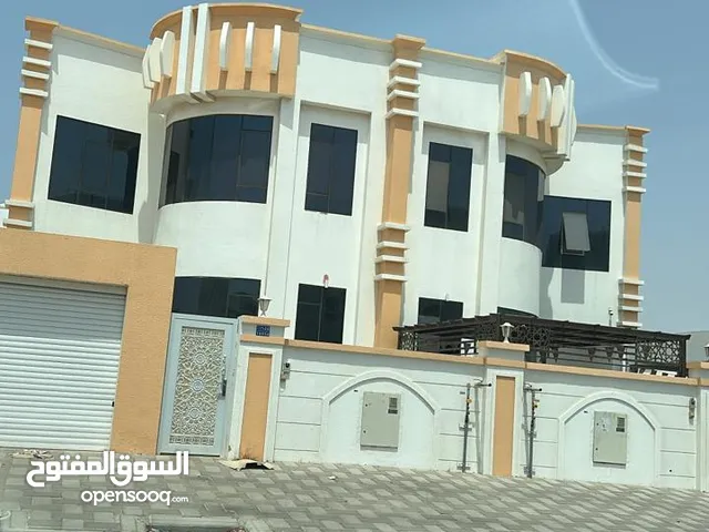 383 m2 5 Bedrooms Villa for Sale in Muscat Al Khoud