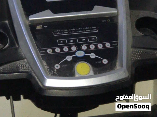 جهاز ركض لياقة بدنية سير رياضي للبيع بسعر200