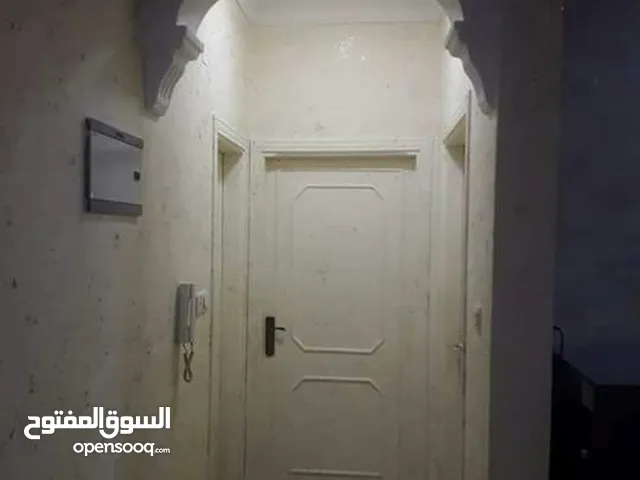 شقة للايجار مساحة 130 متر في النزهة دخلة هبة الله بيت رقم 4