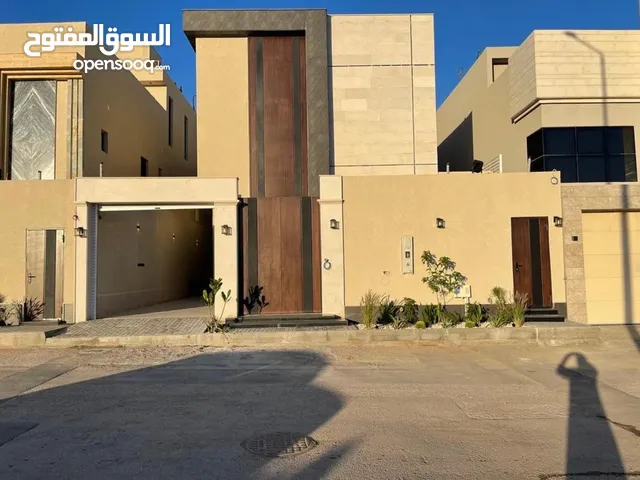 343 m2 Studio Villa for Rent in Al Riyadh Al Malqa