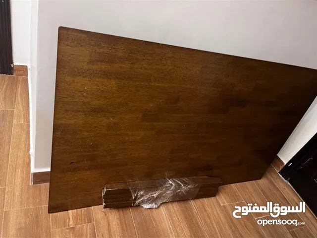 طاولة سفرة من الخليج بدون كراسي