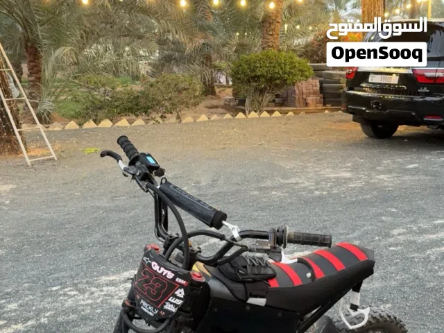 (Neagotible)Kuggo wish 01 for sale with mods on the bike and more stuff comes with the bike