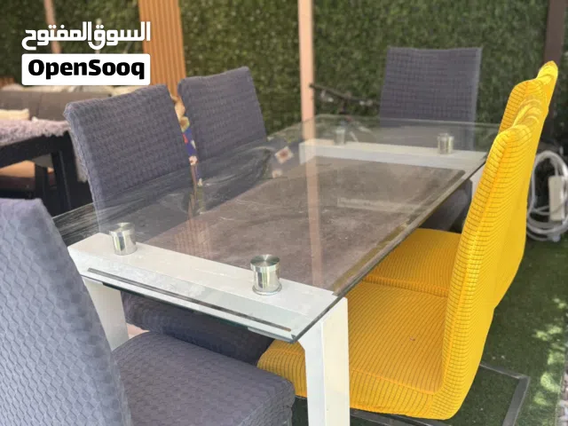 طاولة طعام 6 أشخاص