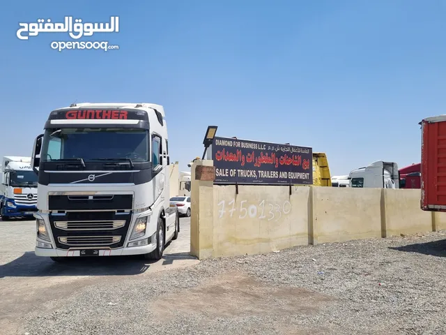 Tractor Unit Volvo 2015 in Al Batinah