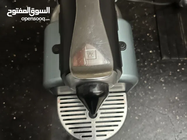 ماكينة تحضير القهوة (Nespresso Pixie)