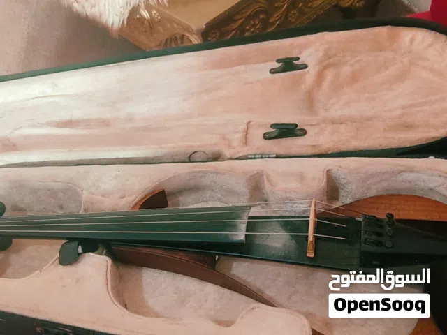 كمان كهربائي yamaha 104 نضيف