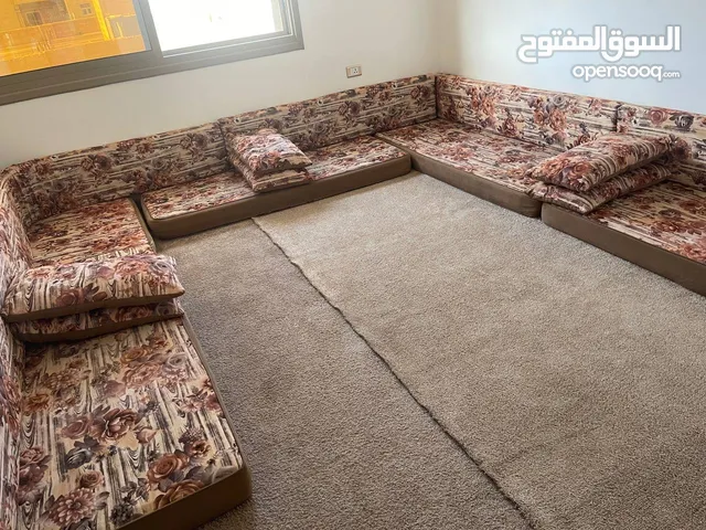 فرش عربي اسفنج ضغط عالي في حاله الوكاله مع موكيتا