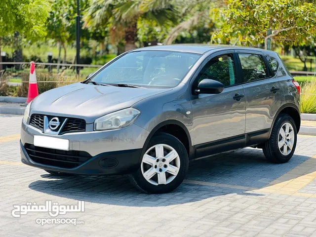 Nissan Qashqai 2013 model/single owner/agent maintained/ for sale