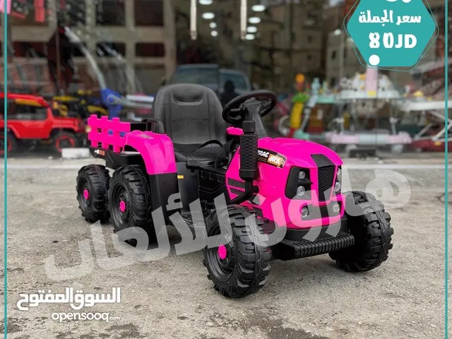 تركتور زراعي شحن يناسب عمر من سنه 6 سنوات مع دنبة خلفية مميزه