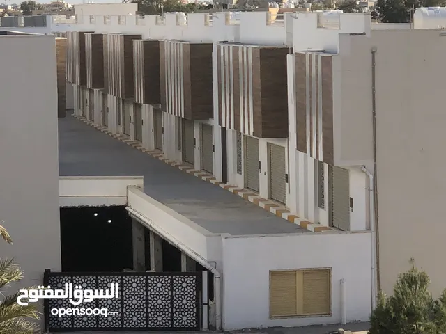 100 m2 2 Bedrooms Apartments for Sale in Tripoli Hay Al-Islami