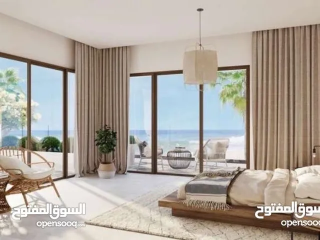 فيلا للبيع في جبل السيفة بمساحة كبيره Villa for sale in Jabal Al-Sifah with a large area