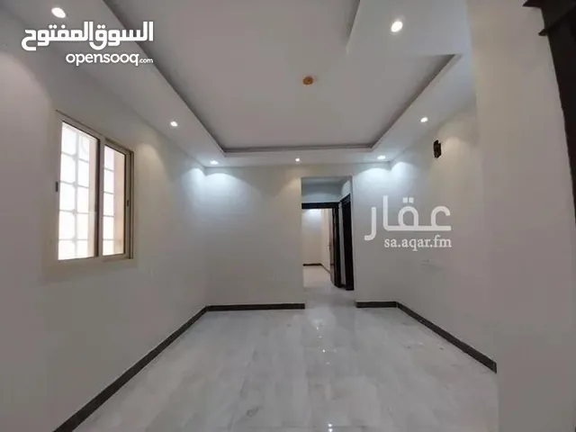 شقة في الرياض حي العارض