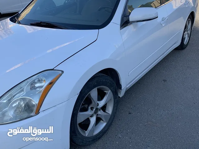 Used Nissan Altima in Hawally