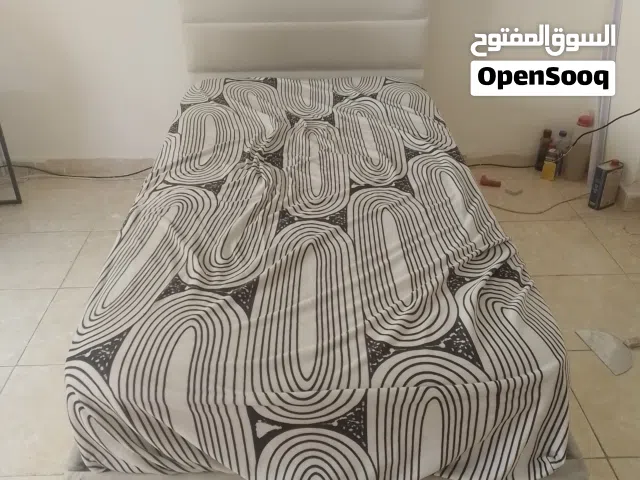تخت مفرد للبيع