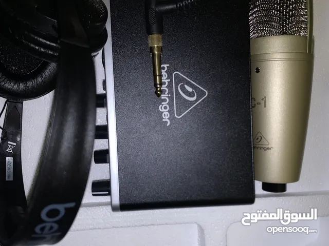 كرت صوت Behringer U-PHORIA UMC202HD