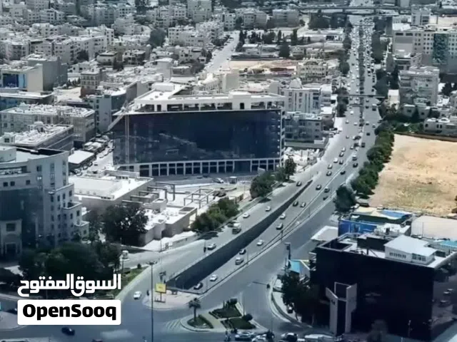 مكاتب مميزة للايجار بموقع تجاري مميز على الدوار  السابع،فرصة ممتازة لبدء أو توسعة عمل بتكلفة مناسبة