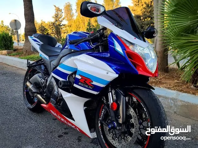 ‏Suzuki للبيع