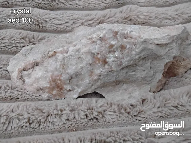 Calcite from jabel hafeet for 100 dirhams plus shipping