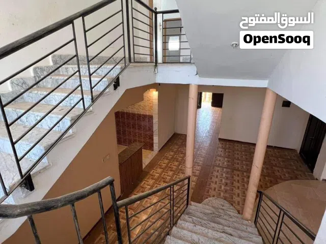 280 m2 More than 6 bedrooms Villa for Rent in Benghazi Bossneb