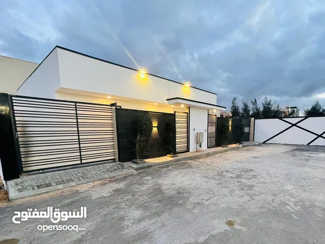 120 m2 3 Bedrooms Villa for Sale in Tripoli Al-Serraj