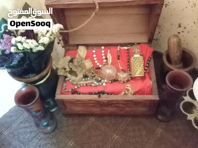 خشبيات وانتيكا