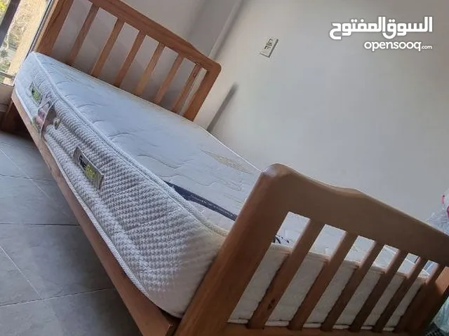 سرير و مرتبة