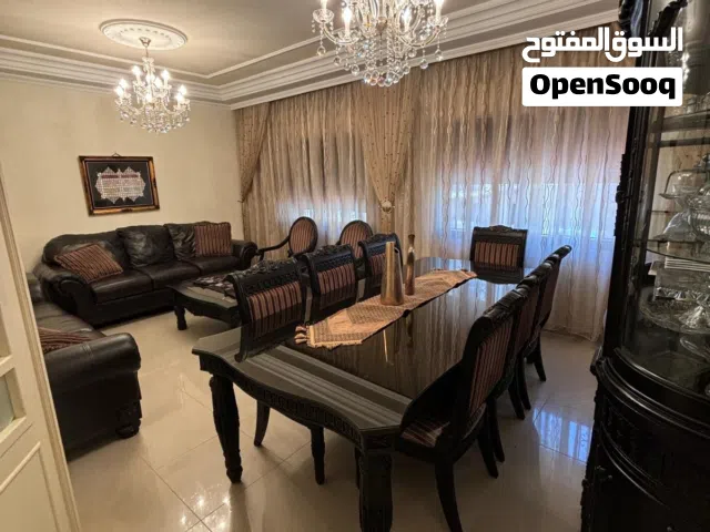 شقه للبيع الذراع الغربي مساحه 180 متر طابق اول