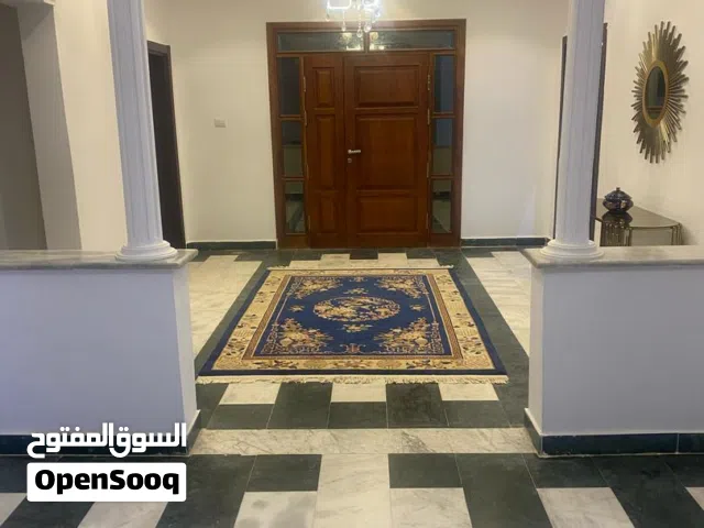 1650 m2 More than 6 bedrooms Villa for Rent in Tripoli Janzour