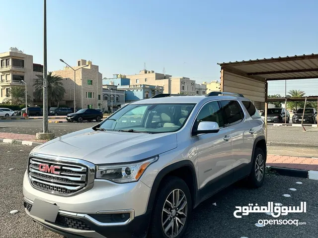 Used GMC Acadia in Farwaniya