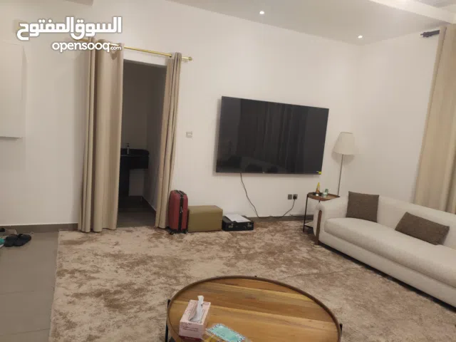 3 bedrooms. Elite level. beautifully Decorated Apartment.