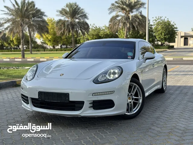PORSCHE PANAMERA 2016 - V6 - very good condition GCC