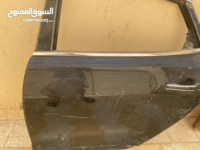 باب سيارة كيا كادينزا 2021