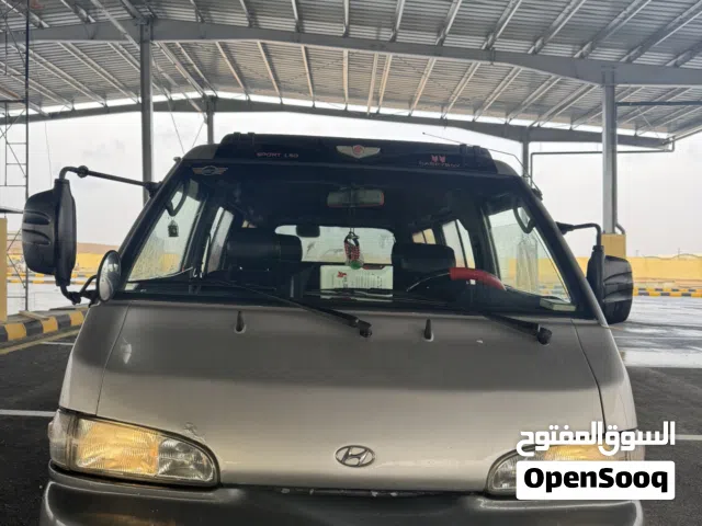 2002 هيونداي H 100