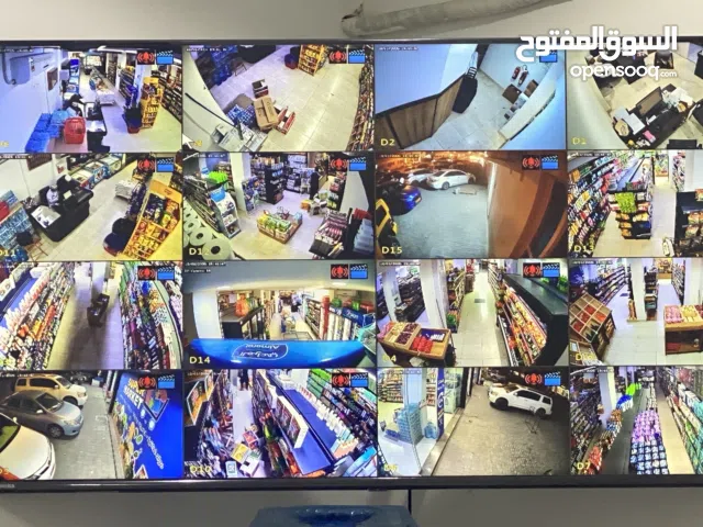 ممول مستثمر