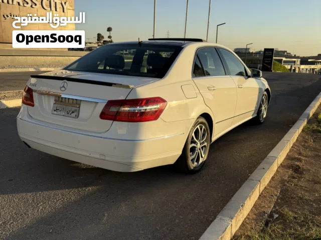 2010 مرسيدس بنز الفئة-E E 200